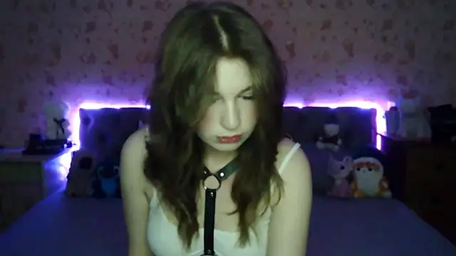 HoneyTangerine online show from April 21, 2026, 4:13 pm