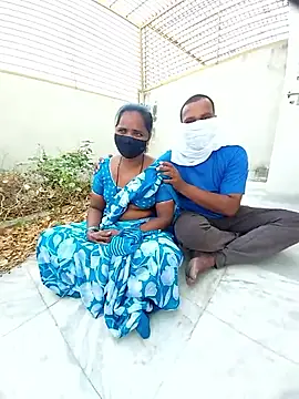 Rajaranicouples online show from April 15, 2026, 11:16 am