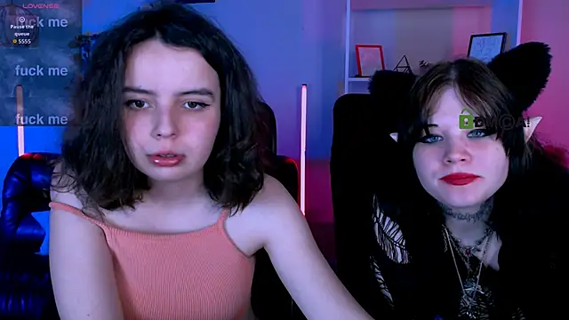 mia mooon  online show from June 1, 2026, 10:48 am