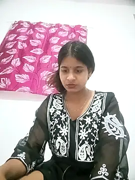 Shaniya03 online show from July 3, 2026, 5:52 pm