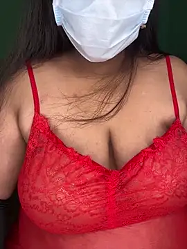 Desifiregirl online show from May 14, 2026, 8:39 pm