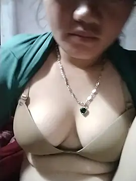 giahan1 online show from May 23, 2026, 10:31 pm
