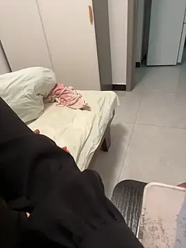 Snapshot of yhan1314 chatting on April 14, 2026, 6:18 am yhan1314 online show from April 14, 2026, 6:18 am