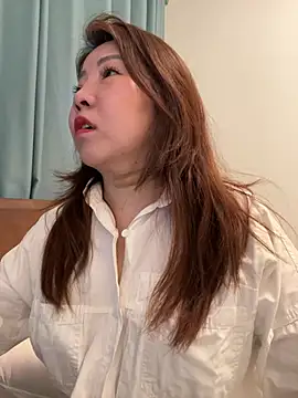 Snapshot of yhan1314 chatting on April 9, 2026, 6:04 am yhan1314 online show from April 9, 2026, 6:04 am