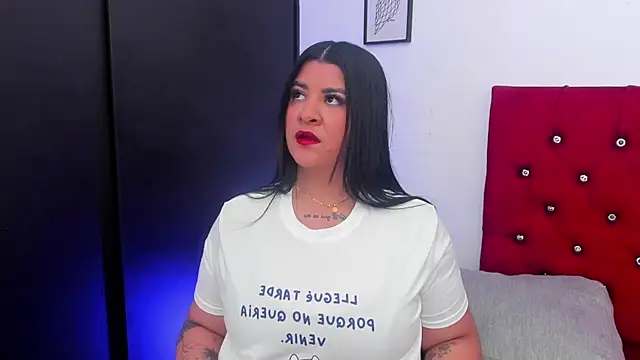 Katty West online show from June 2, 2026, 7:03 pm