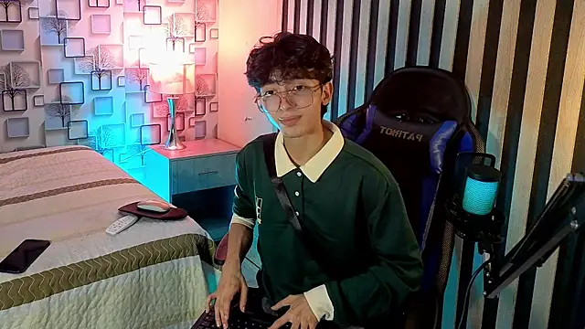 Twink Sebas7 online show from July 22, 2026, 7:49 pm