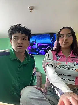 Snapshot of hotlatinocouple__ chatting on June 10, 2026, 9:27 pm hotlatinocouple online show from June 10, 2026, 9:27 pm