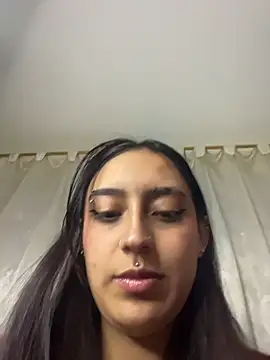 Snapshot of hotlatinocouple__ chatting on July 16, 2026, 8:33 am hotlatinocouple online show from July 16, 2026, 8:33 am