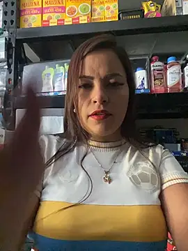 MIA ROSSEEE online show from June 11, 2026, 7:22 pm
