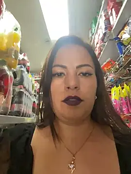 MIA ROSSEEE online show from July 9, 2026, 7:35 pm