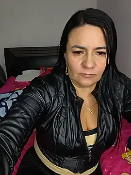 cataleya-latina online show from June 5, 2026, 6:52 am