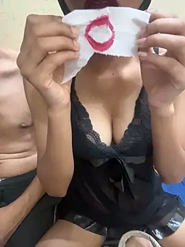 young couple76 online show from April 18, 2026, 6:43 pm