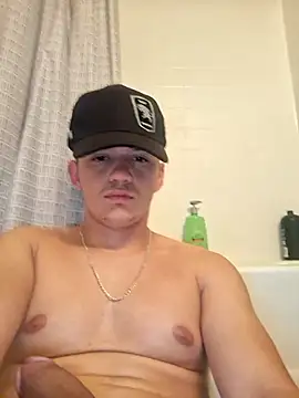 alexis21223 online show from April 20, 2026, 8:39 am