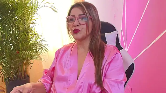 CarolMis 79 online show from June 2, 2026, 1:00 pm