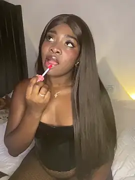 Coralqute online show from April 11, 2026, 2:19 am