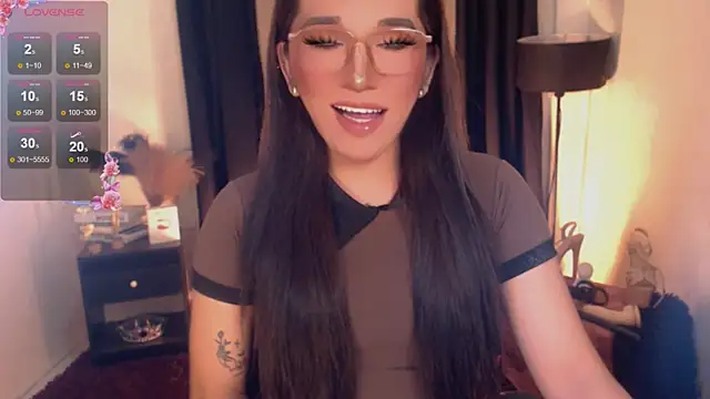Precious RoseDollxxx online show from June 15, 2026, 6:46 am