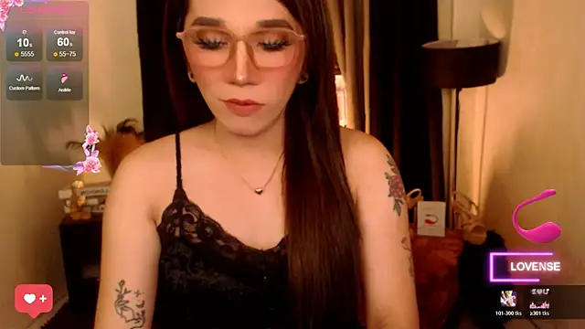 Precious RoseDollxxx online show from July 19, 2026, 7:28 am