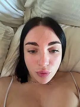 LucyHotty  online show from July 17, 2026, 6:21 am