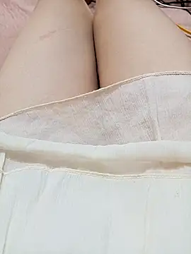 Snapshot of Suri-sexywett chatting on April 9, 2026, 10:32 am Suri-sexywett online show from April 9, 2026, 10:32 am