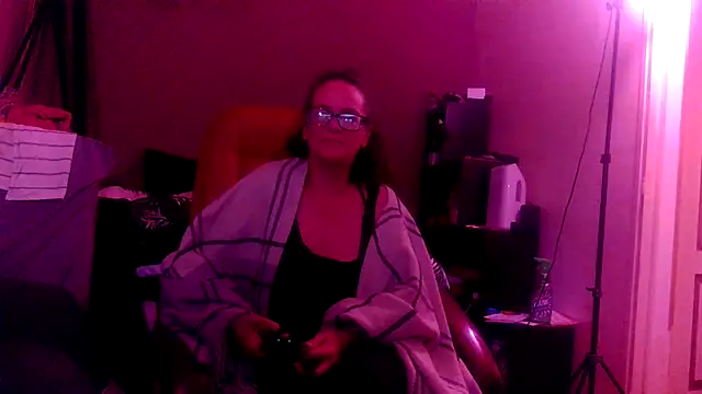 Miliffhj online show from May 15, 2026, 1:09 pm