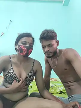 Hot-Couple4 online show from June 3, 2026, 11:00 am
