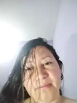 Dayis 2 online show from April 22, 2026, 1:51 pm