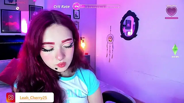Snapshot of Leah_cherry chatting on July 1, 2026, 10:32 pm Leah cherry online show from July 1, 2026, 10:32 pm