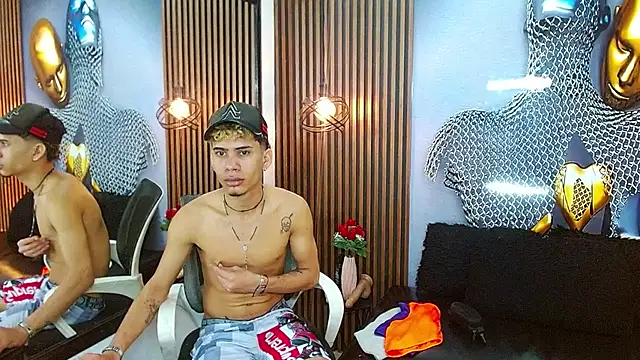 Skinny cute Alyer online show from June 4, 2026, 3:00 am