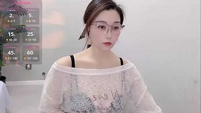 Yunxi- online show from July 12, 2026, 1:01 pm