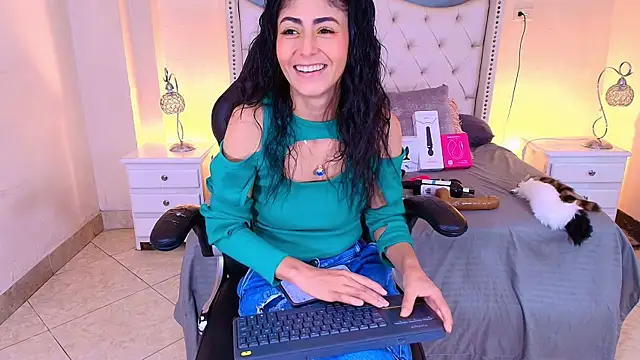 Snapshot of elizabeth_santos1 chatting on July 20, 2026, 9:28 pm elizabeth santos1 online show from July 20, 2026, 9:28 pm