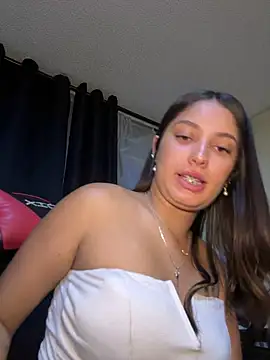 Lucyfer-fire online show from June 2, 2026, 11:27 pm