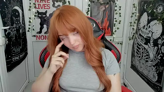 Snapshot of Caroline_cutte chatting on July 14, 2026, 11:49 am Caroline cutte online show from July 14, 2026, 11:49 am