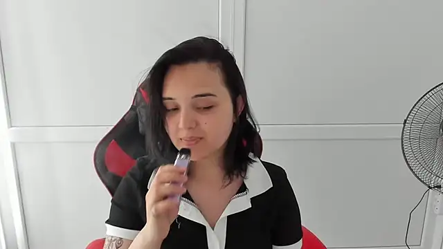 Caroline cutte online show from June 6, 2026, 2:55 pm