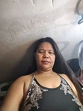 FILIPINAPUSSYPINAY online show from May 15, 2026, 5:05 am