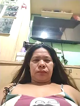 FILIPINAPUSSYPINAY online show from April 23, 2026, 1:01 am