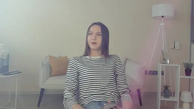 Snapshot of MellieLaliberte chatting on April 15, 2026, 1:48 pm MellieLaliberte online show from April 15, 2026, 1:48 pm