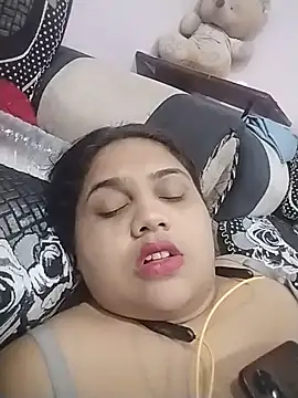 hotsilk21 online show from June 10, 2026, 5:36 pm
