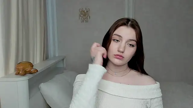 Snapshot of LeanaMolski chatting on April 11, 2026, 5:04 am LeanaMolski online show from April 11, 2026, 5:04 am