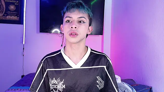 Snapshot of Apolo_Prince1 chatting on June 19, 2026, 3:12 am Apolo Prince1 online show from June 19, 2026, 3:12 am