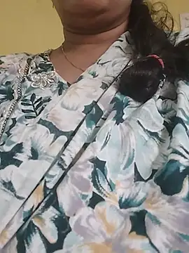 Snapshot of Monika_telugu_queen chatting on July 21, 2026, 6:48 am Monika telugu queen online show from July 21, 2026, 6:48 am