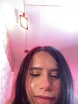 Iriistai1 online show from May 7, 2026, 9:29 pm