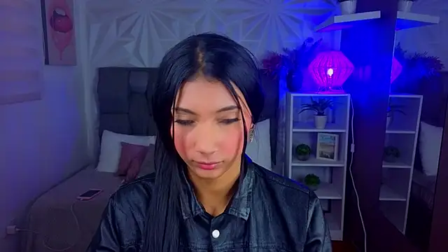 Snapshot of Perlaa_moon_ chatting on July 14, 2026, 7:09 pm Perlaa moon online show from July 14, 2026, 7:09 pm