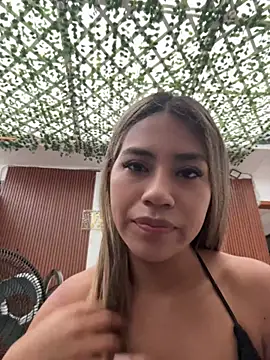 Kimmiebellarie online show from June 4, 2026, 2:11 pm