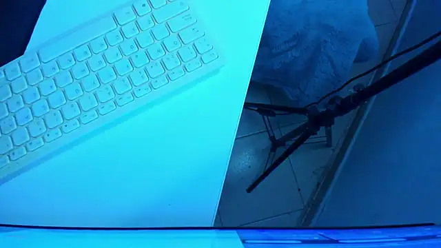 Snapshot of britanny_jones1 chatting on June 21, 2026, 8:42 am britanny jones1 online show from June 21, 2026, 8:42 am
