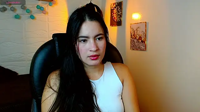 Snapshot of rosaleia_ chatting on June 6, 2026, 3:56 am rosaleia online show from June 6, 2026, 3:56 am