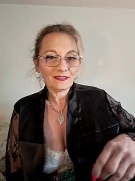 Blond lady czech online show from April 21, 2026, 12:45 pm