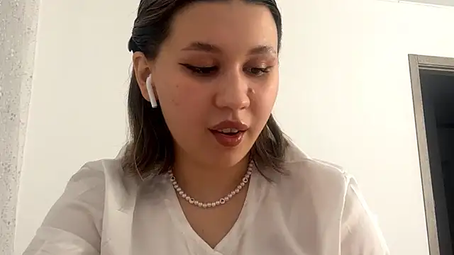 Snapshot of CharmyForYou chatting on April 11, 2026, 5:49 pm CharmyForYou online show from April 11, 2026, 5:49 pm