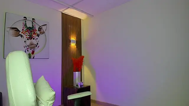 Flor pink online show from July 11, 2026, 4:24 am