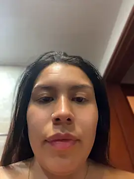 Iam-sophia27 online show from July 2, 2026, 11:33 pm