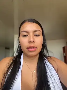 Iam-sophia27 online show from June 21, 2026, 6:46 pm